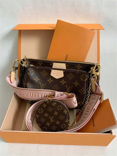 lv accesories